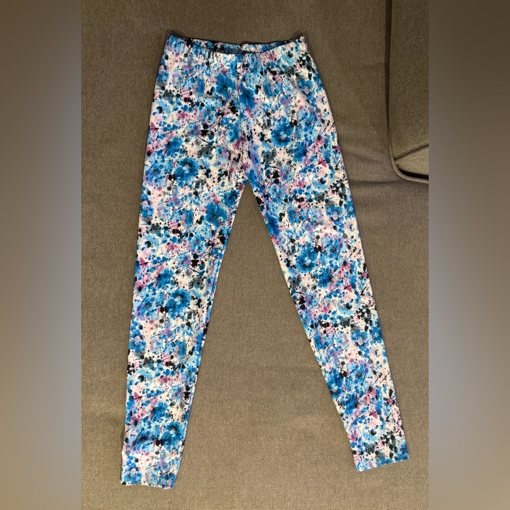 Girls Dori splatter leggings. Size 12/14.